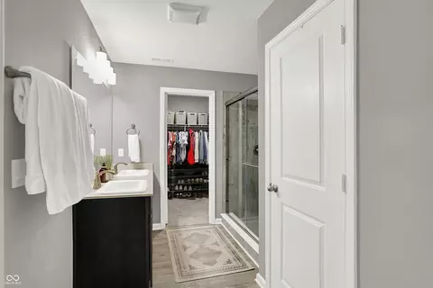 Entry Way - 637 Kilmore Dr, Pendleton, IN 46064 photo 3 of 4