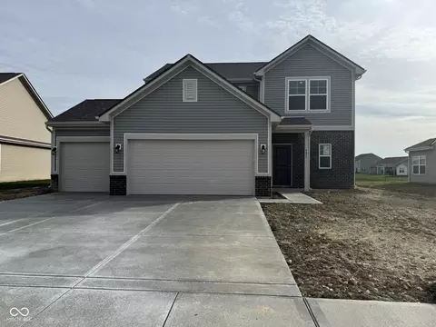 6653 Blackthorne Dr, Pendleton, IN 46064