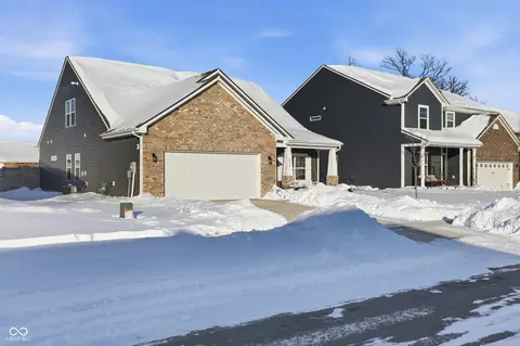 Exterior - 6838 Aster Dr, Pendleton, IN 46064 photo 2 of 5