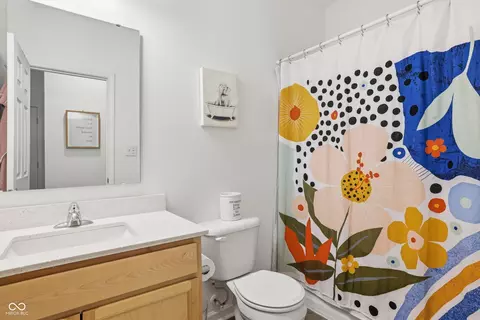 Bath - 6838 Aster Dr, Pendleton, IN 46064 photo 3 of 3