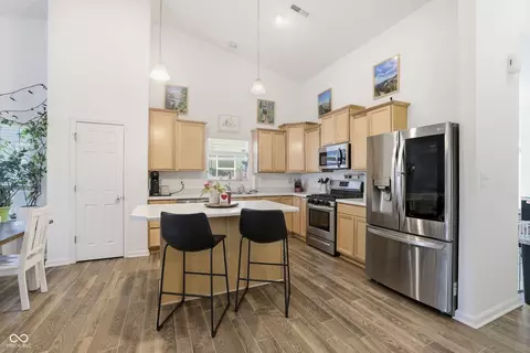 Kitchen - 6838 Aster Dr, Pendleton, IN 46064 photo 2 of 3