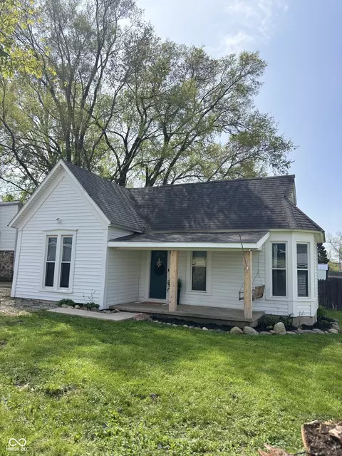 104 E Wabash St, Wingate, IN 47994