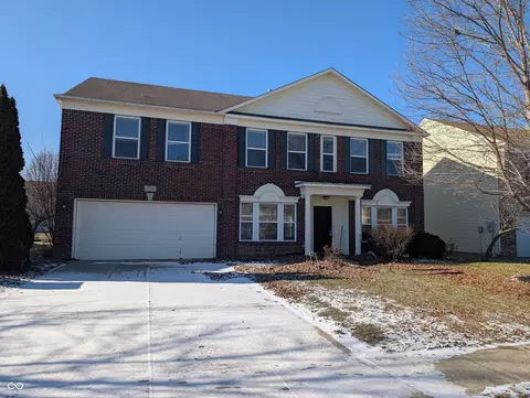 5734 N Attleburg Dr, Mccordsville, IN 46055
