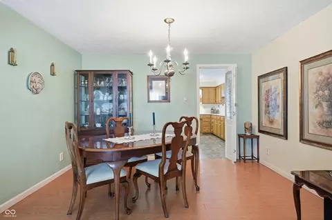 Dining - 124 E Michelle Ln, Pendleton, IN 46064 photo 1 of 1