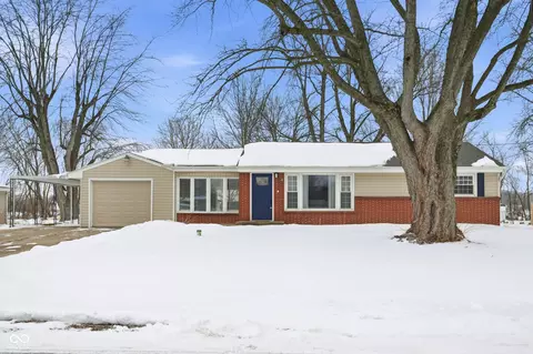 902 Stoner Dr, Anderson, IN 46013