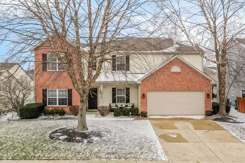12958 Quarterback Ln, Fishers, IN 46037