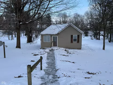 117 S Swain St, Ingalls, IN 46048