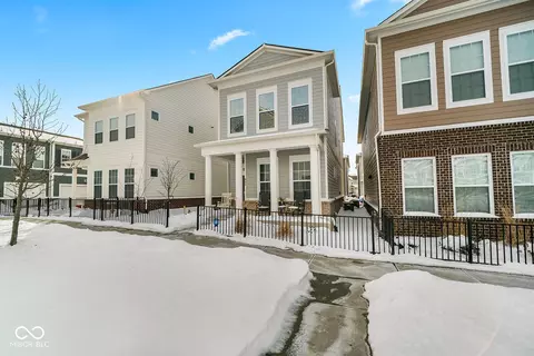 995 Astor Ln, Carmel, IN 46032