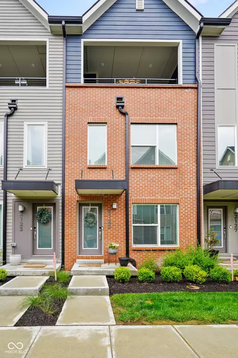 2125 Coretta Way, Indianapolis, IN 46202