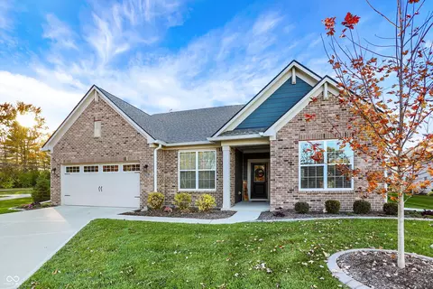 3533 Brunstfield Ct, Bargersville, IN 46106