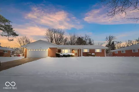 8405 Bishops Ln, Indianapolis, IN 46217