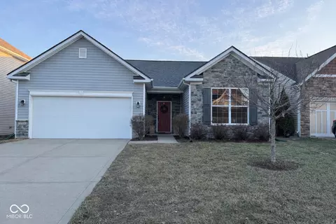 5793 Open Fields Dr, Whitestown, IN 46075