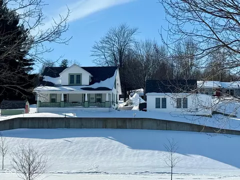 22198 Main St, Oldenburg, IN 47036