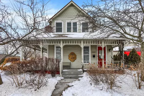 1112 S 10th St, Noblesville, IN 46060