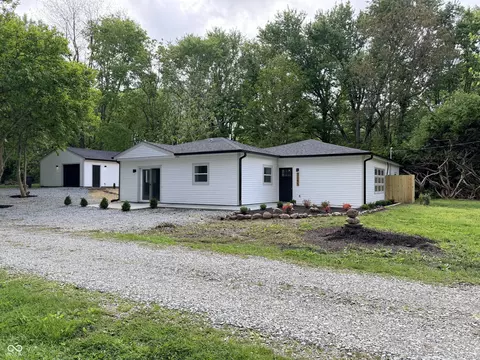 2085 Eden Rd, Greenfield, IN 46140