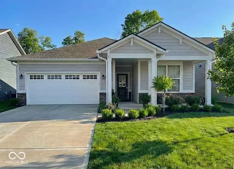 7062 Covington St, Whitestown, IN 46075