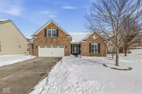 8214 Sedge Grass Rd, Noblesville, IN 46060