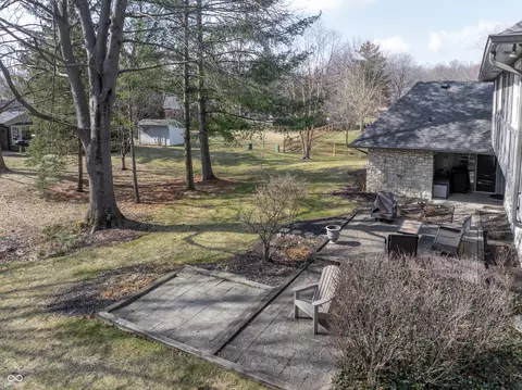 329 4th Ct E, Carmel, IN 46033 photo 3