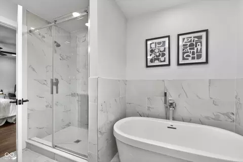 Bath - 220 Eastern Ave, Indianapolis, IN 46201 photo 1 of 5