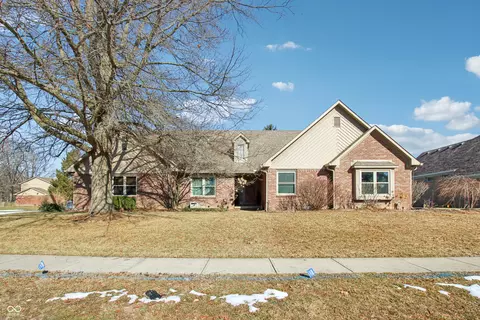6840 Romeo Dr, Avon, IN 46123