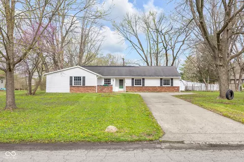 7730 Grandview Dr, Indianapolis, IN 46260