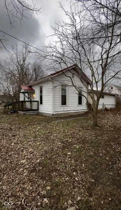 209 S Wayne St, Martinsville, IN 46151