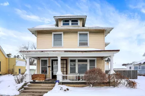 614 E Main St, Greenfield, IN 46140