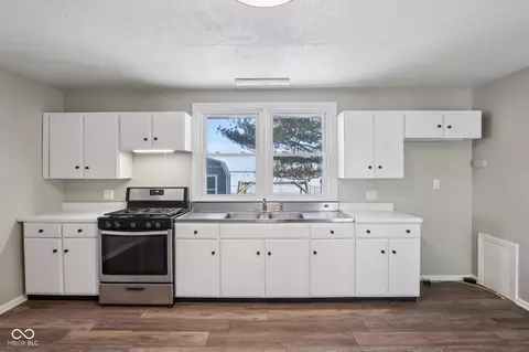 Kitchen - 7702 W State Road 38, Pendleton, IN 46064 photo 4 of 4