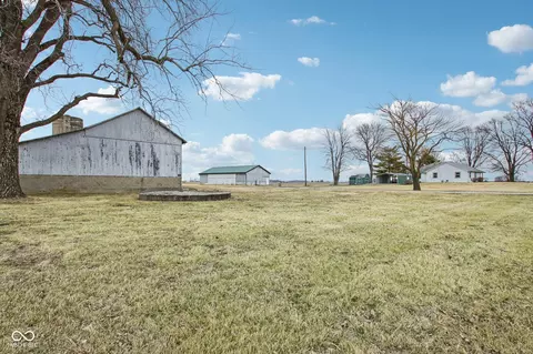 Exterior - 7702 W State Road 38, Pendleton, IN 46064 photo 6 of 15