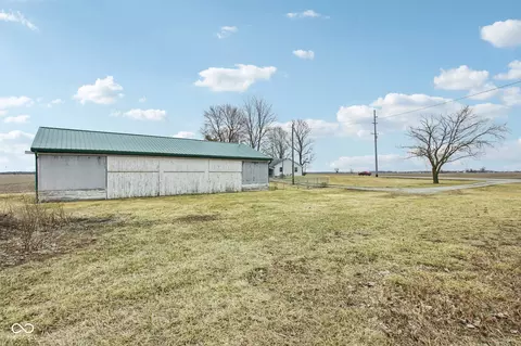 Exterior - 7702 W State Road 38, Pendleton, IN 46064 photo 7 of 15