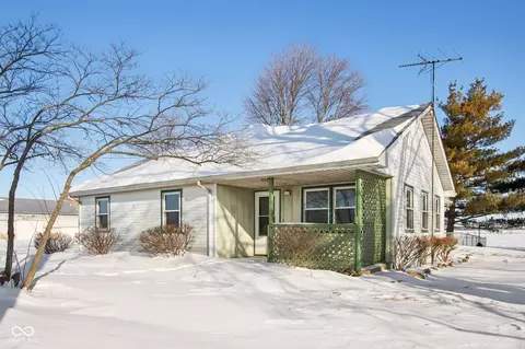 Exterior - 7702 W State Road 38, Pendleton, IN 46064 photo 3 of 15