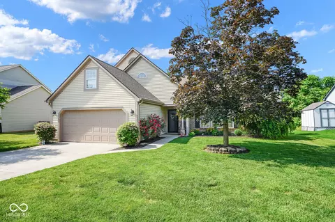 4342 Sequoia Ct, Greenwood, IN 46143