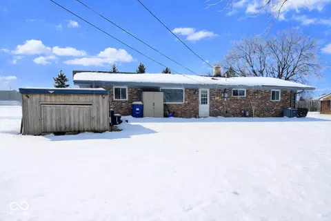 306 Ada Ln, Beech Grove, IN 46107 photo 2