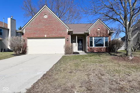 9940 Wellcroft Ln, Indianapolis, IN 46236
