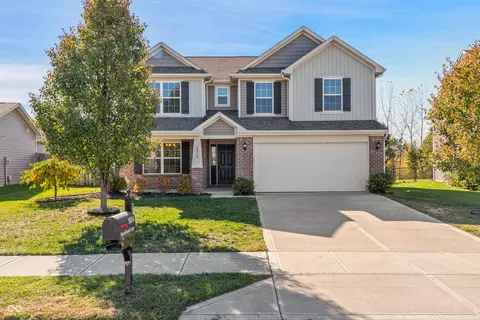8814 Stoddard Ln, Indianapolis, IN 46217