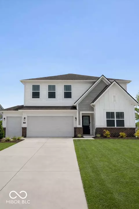 8690 Lester Pl, Pendleton, IN 46064