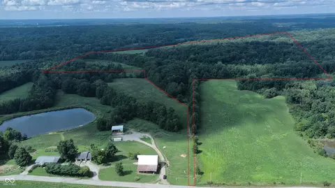 11267 Coal City Arney Rd, Worthington, IN 47471