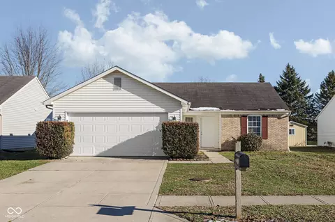 5857 Prairie Meadow Dr, Indianapolis, IN 46221