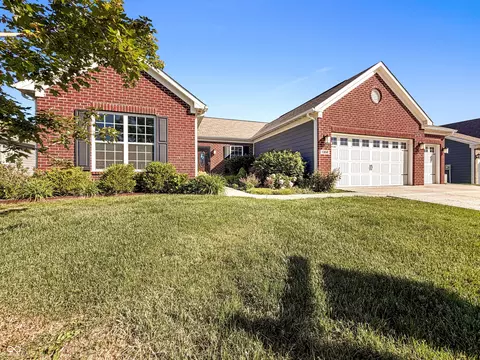1302 Old Market Sq, Greenwood, IN 46143