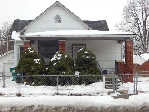 251 Avon Ave, Plainfield, IN 46168