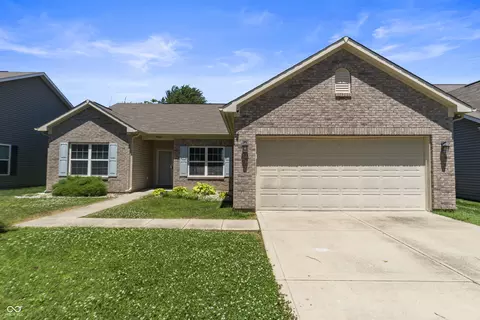 5844 Edelle Dr, Indianapolis, IN 46237