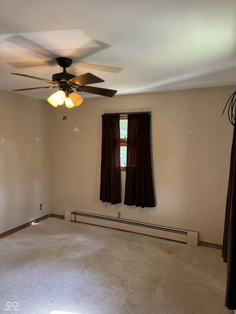 Bedroom - 1630 W Spring St, Covington, IN 47932 photo 2 of 3