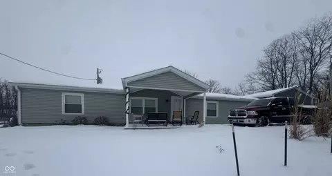 9391 S Mill Rd, Knightstown, IN 46148