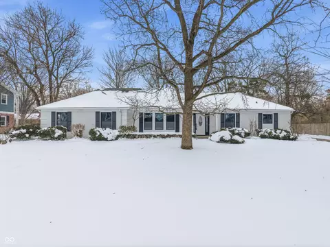 6219 Green Leaves Rd, Indianapolis, IN 46220