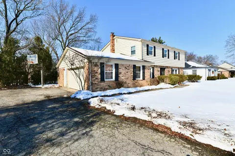 Exterior - 7340 Cape Cod Cir, Indianapolis, IN 46250 photo 2 of 6