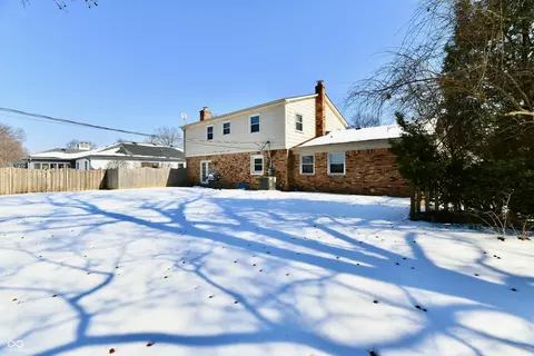 Exterior - 7340 Cape Cod Cir, Indianapolis, IN 46250 photo 4 of 6