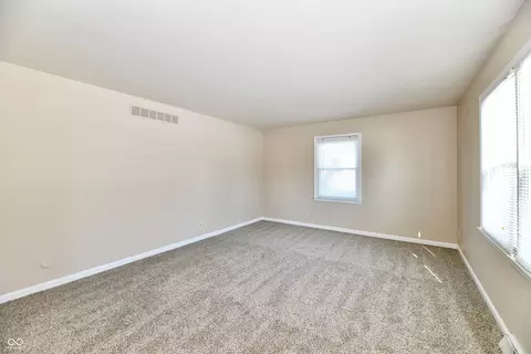 Living - 7340 Cape Cod Cir, Indianapolis, IN 46250 photo 6 of 6