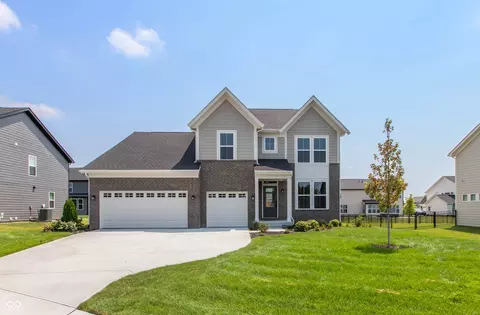 12001 Water Bluff Pl, Fishers, IN 46037