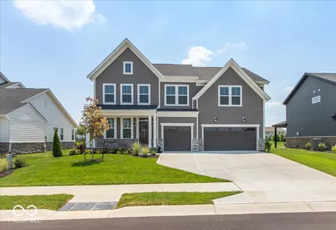15387 Clearstream Dr, Fishers, IN 46037