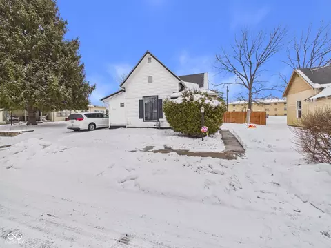 908 Cottage Ave, Anderson, IN 46012
